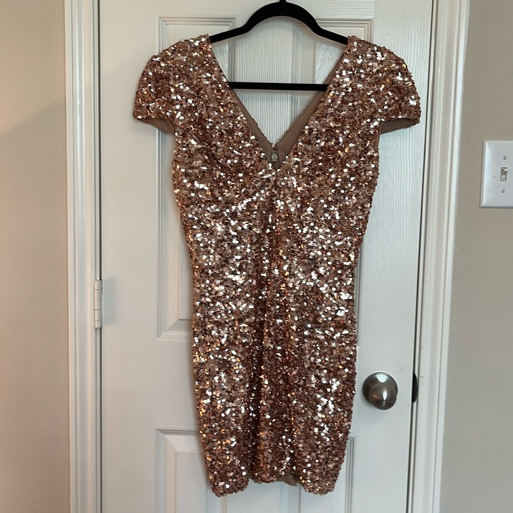 NWT Dress the Population Zoe Sequin Mini Dress - Picture 2 of 10